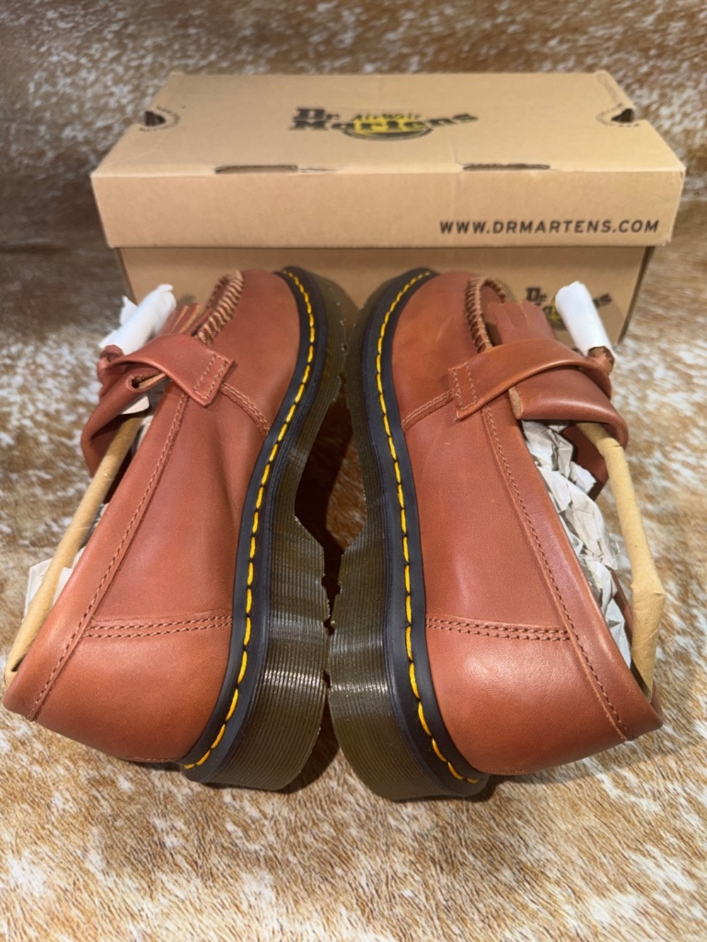 Dr. Martens Adrian YS Brown Leather Loafers- New- size 9 NIB Saddle Tan Color - Picture 7 of 13